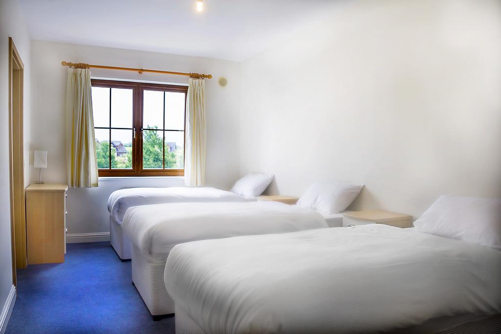 Lough Allen Hotel & Spa Drumshanbo Oda fotoğraf